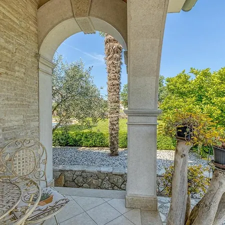 Villa Ruza Selina