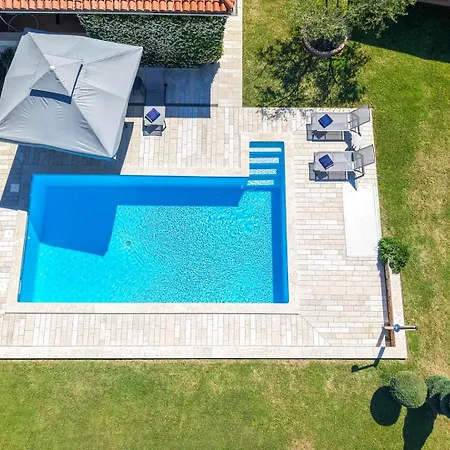 Ruza Villa