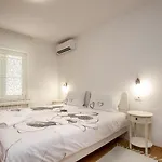 Ruza Villa Selina