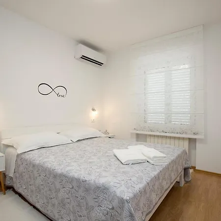 Villa Ruza